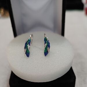 Gorgeous Small blue shimmering feather earrings Ziconia Crystal And 925 silver.